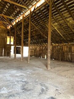barn,roof,dirt,posts