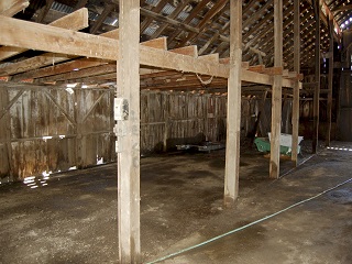 barn,roof,metal,dirt
